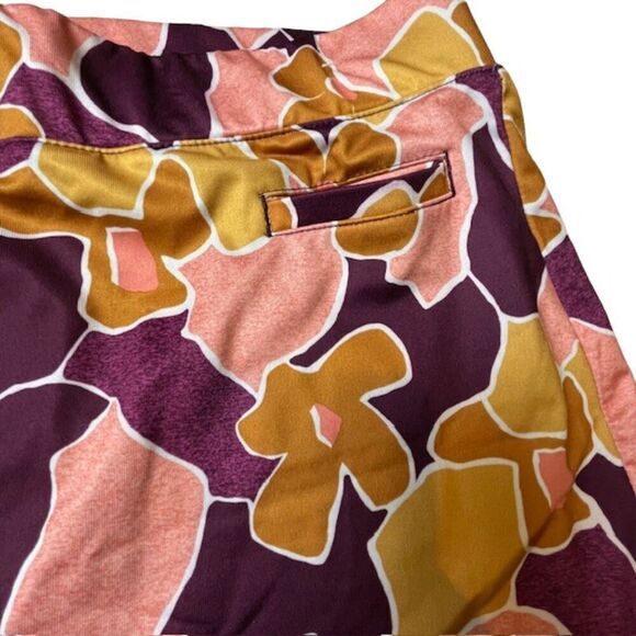 Pebble Beach Women's Mod Print Floral Skort Burgundy, Pink, Gold Size Medium - Picture 2 of 9
